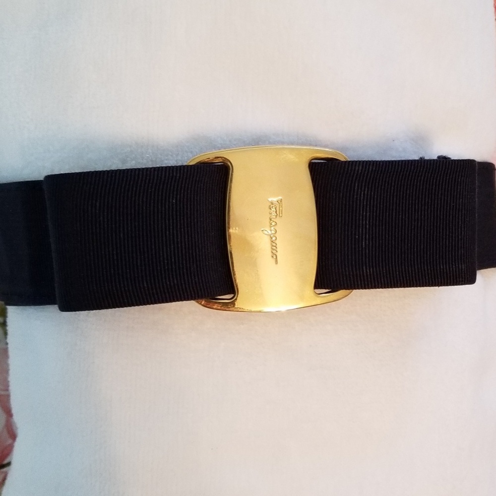 Classic Ferragammo grosgrain belt